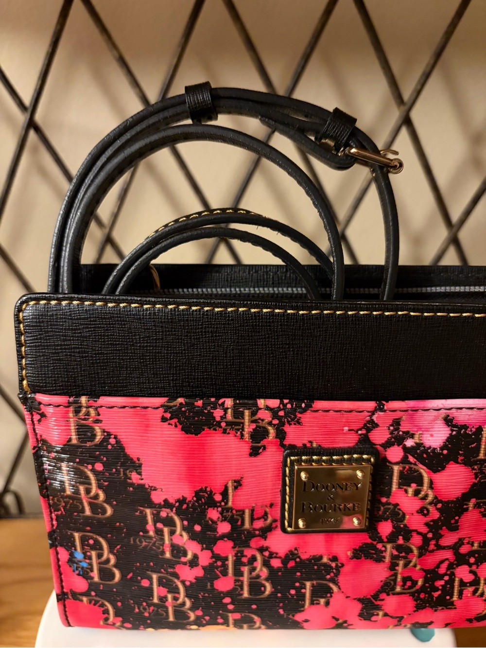 Dooney & Bourke “Kenzie” Crossbody - Picture 8 of 8